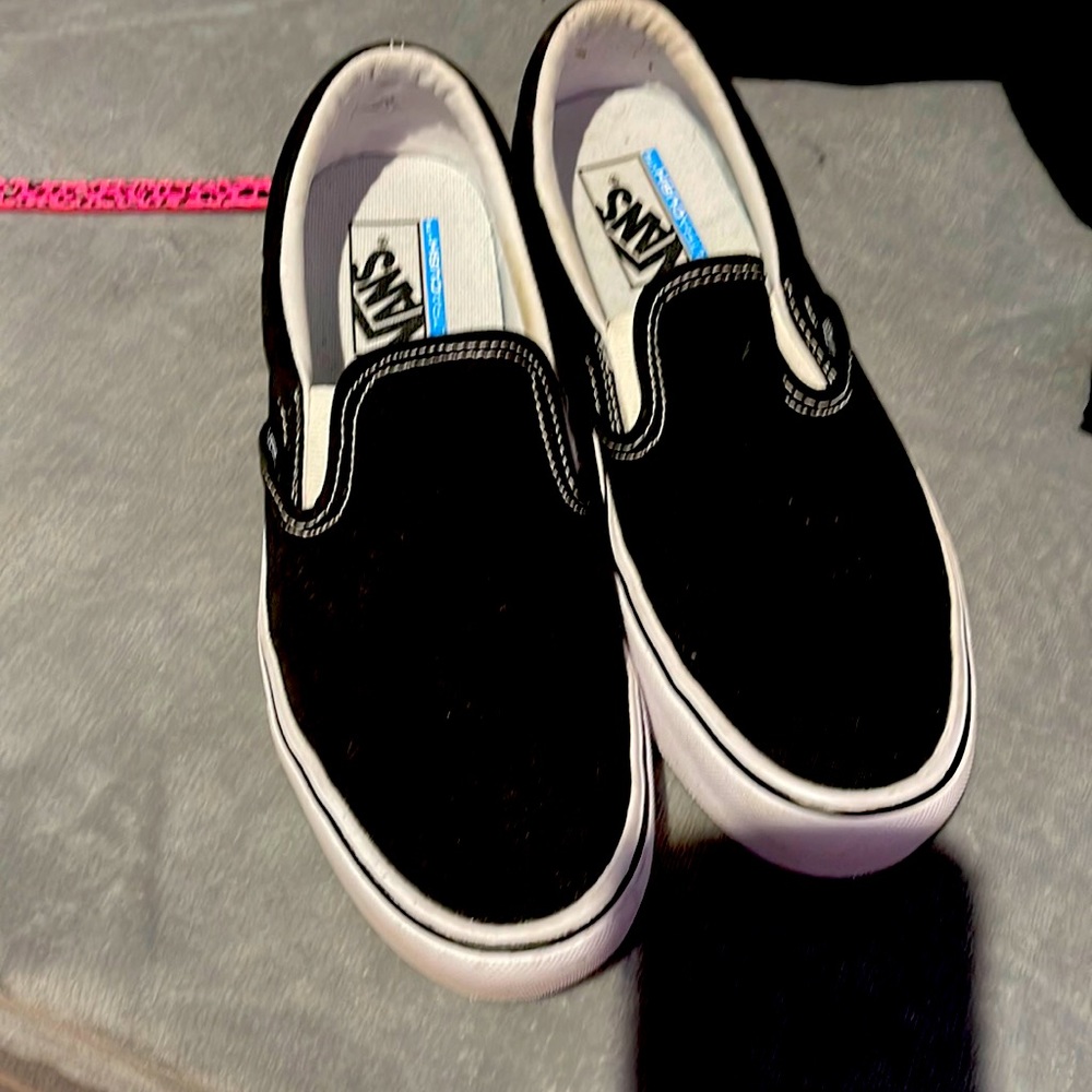 Vans size 9 men’s or 10.5 women’s